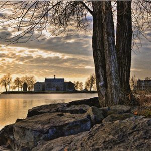 The Convent and Pointe-Claire Bay